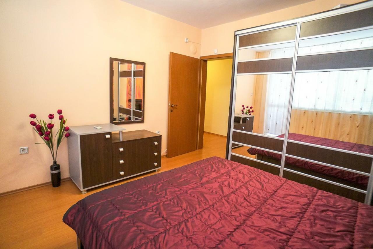Apartment Geo Milev Plovdiv Ngoại thất bức ảnh